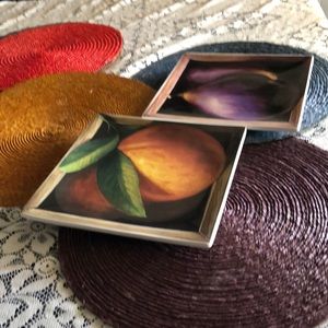 Jay Mercado ceramic Peach & Fig dinner plate set.